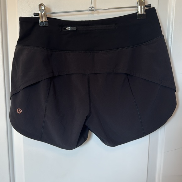 LULULEMON SPEED UP LINED BLACK SHORTS SIZE 4 - Picture 6 of 11